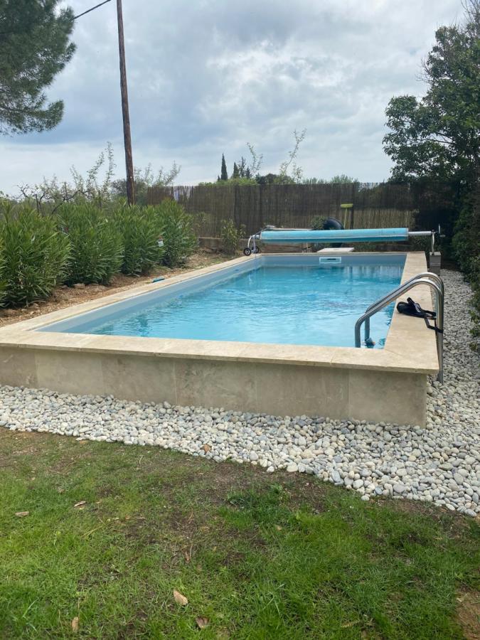 Villa Studio Havre De Paix Au Pont Du Gard Piscine Et Jacuzzi Chez Valerie Payre Vers-Pont-du-Gard Exterior foto