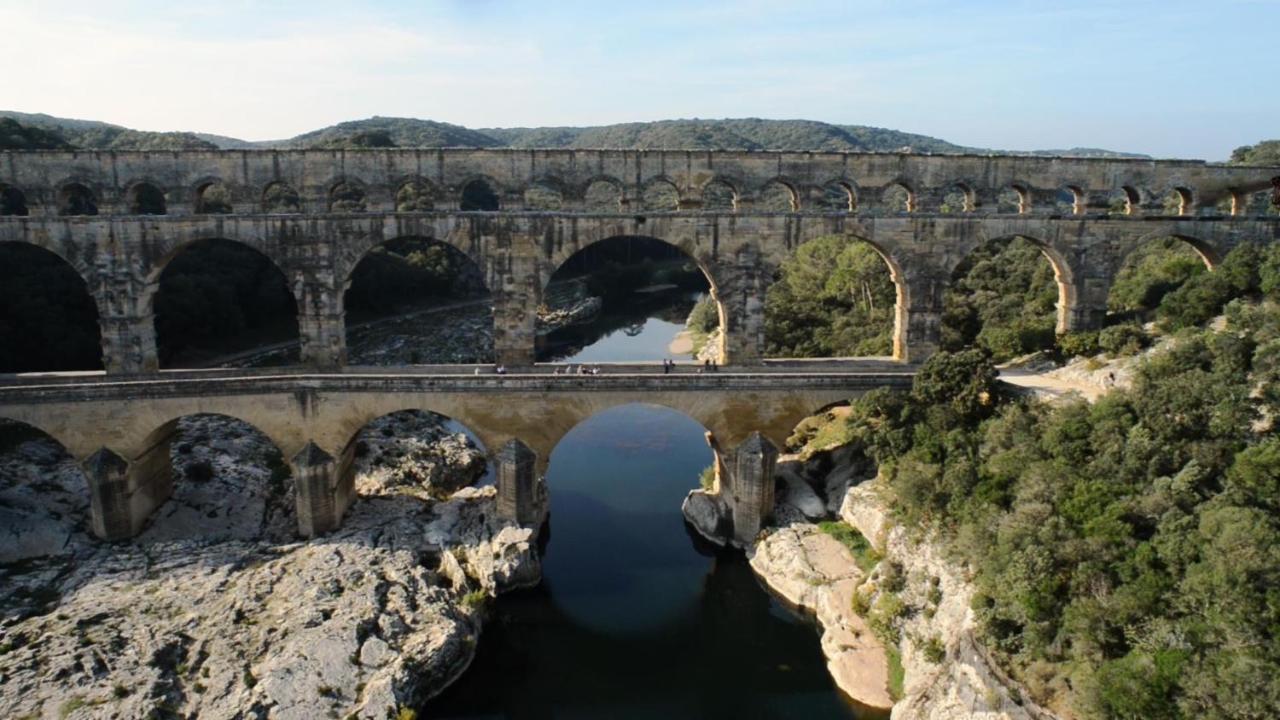 Studio Havre De Paix Au Pont Du Gard Piscine Et Jacuzzi Chez Valerie Payre Vers-Pont-du-Gard Exterior foto