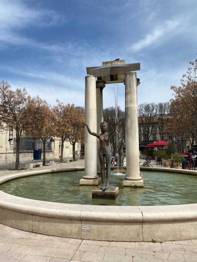 Villa Studio Havre De Paix Au Pont Du Gard Piscine Et Jacuzzi Chez Valerie Payre Vers-Pont-du-Gard Exterior foto